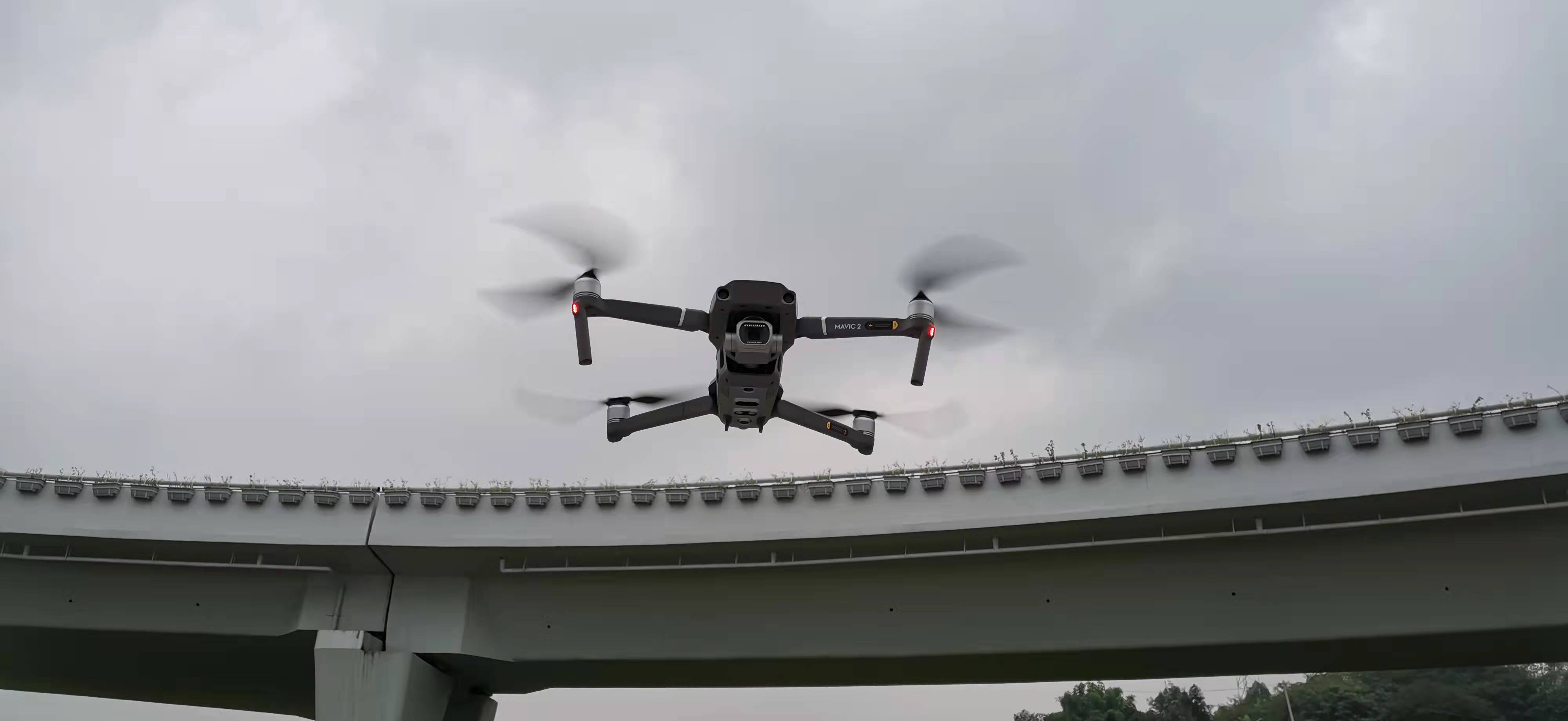 無(wú)人機高空巡檢常態(tài)化，助力城市管理精細化